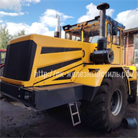 Капот трактора К700